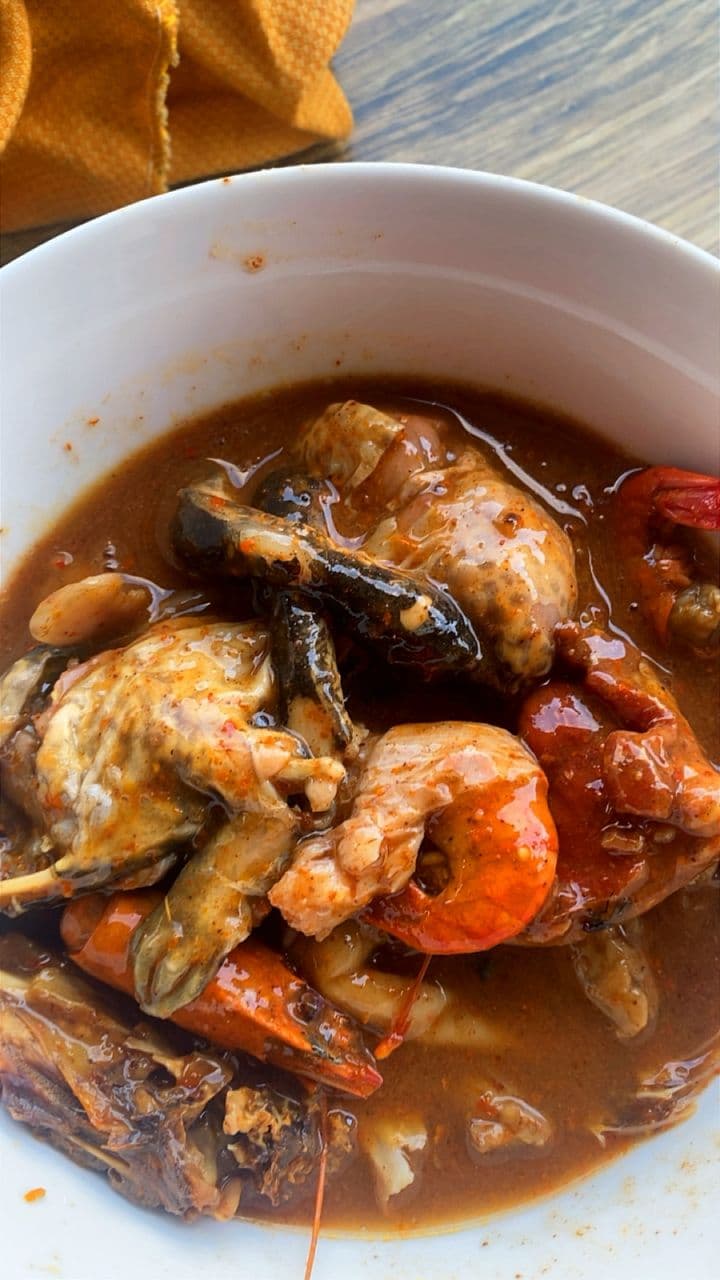 Sauce claire ivoirienne aux crevettes et poisson fumé